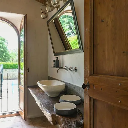 Comunaglia - Privacy & Piscina Panoramica